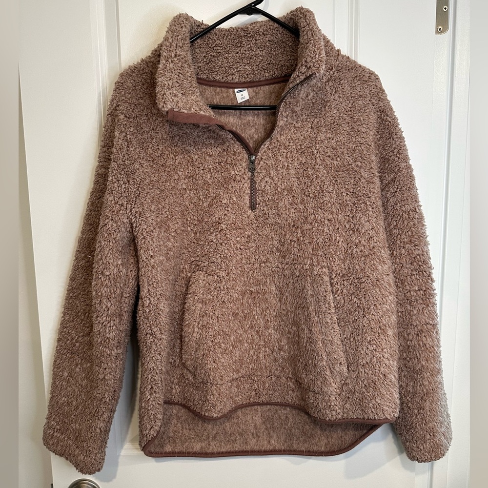 Fluffy Sherpa quarter zip sweatshirt.